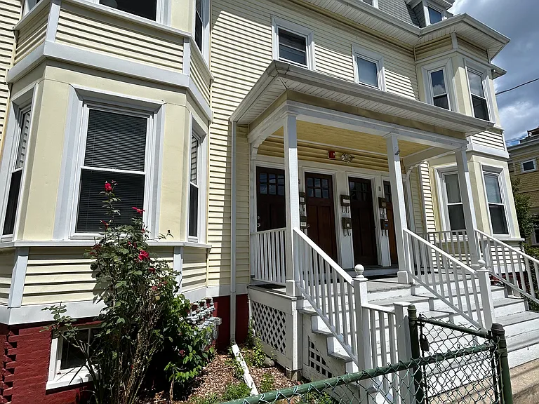 11 Glenwood Ave #3 — Photo 9