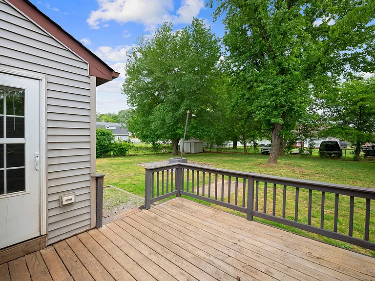 907 Desota Ln — Photo 27