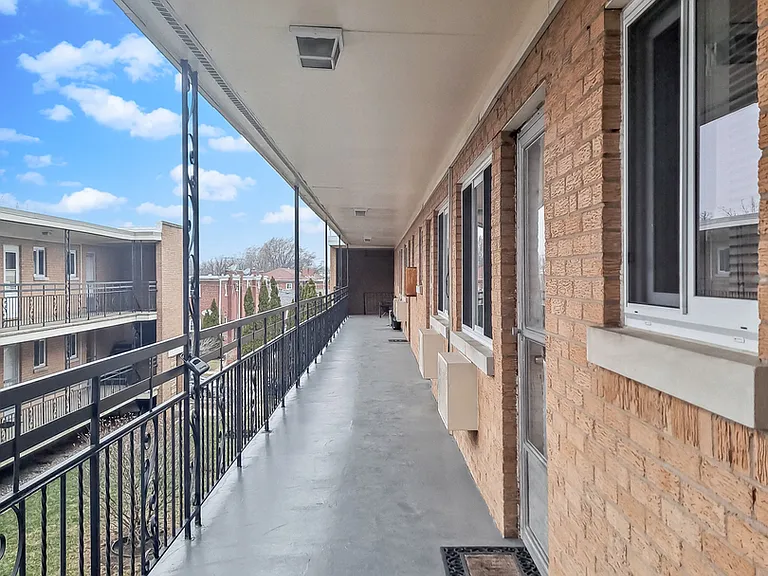 1509 Brown St #11E — Photo 5