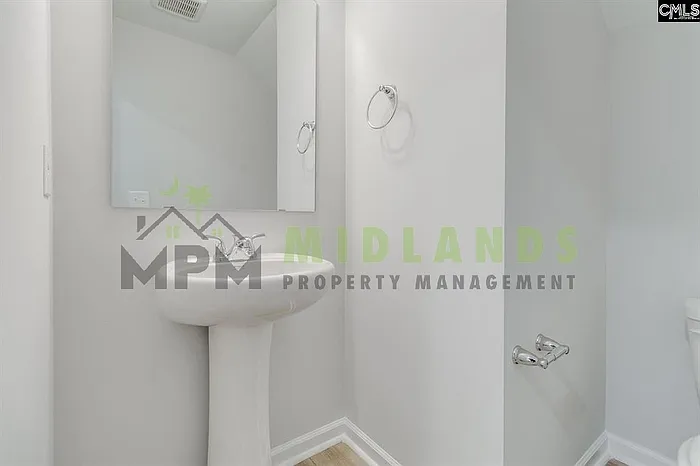 3068 Harborview Dr — Photo 10