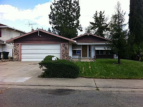 2nd image of 8209 Moorhaven Way