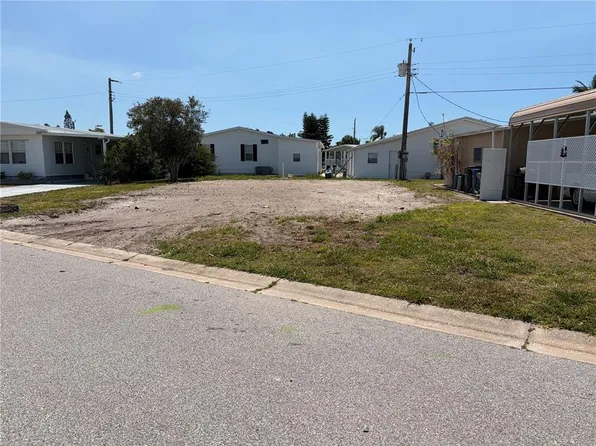 4913 Oakland Hills Ave Lot 329, Sarasota, FL 34234