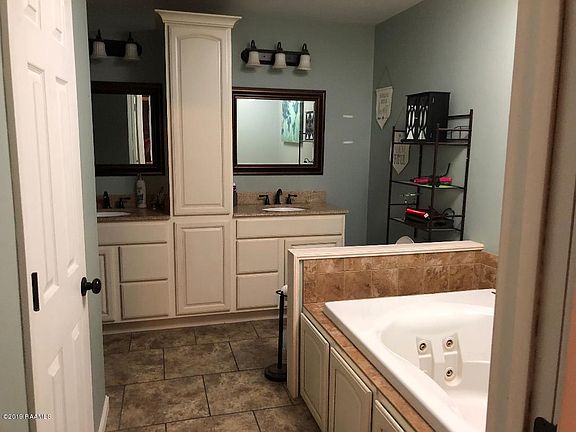 5th image of 8831 Harry Dr