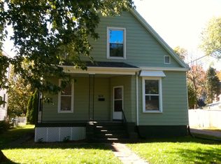 615 S New St, Springfield, IL 62704