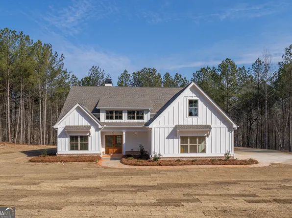 304 Woodfin Way, Social Circle, GA 30025