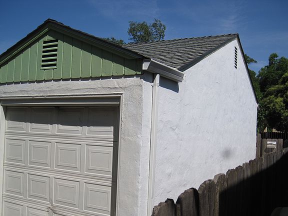 4th image of 1213 W Oak St