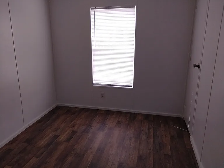 209 S Avenue B #28 — Photo 10