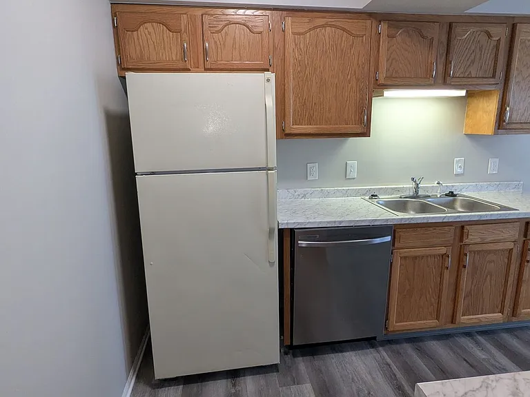 871 Kerns Dr NE — Photo 7