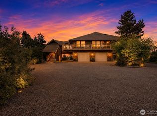 2646 Sunset Ln, Tokeland, WA 98590