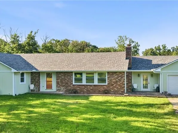 6130 NE State Rte NW, Adrian, MO 64720