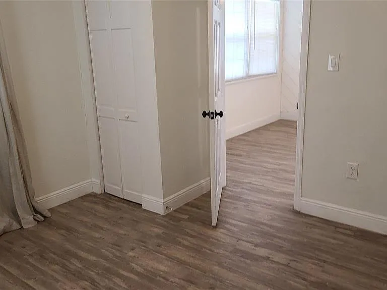 1703 E 29th Ave — Photo 24