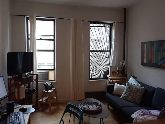 Rented by Vanderborgh Realty  | media 6