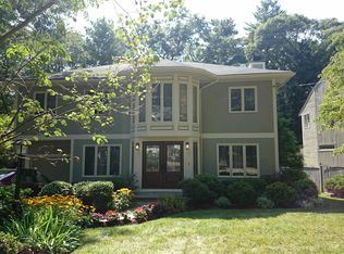 166 Pond Brook Rd, Newton, MA 02467