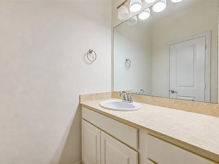 28214 Evergreen Cove Ln — Photo 43