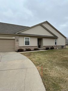 34267 Birchway Cir, Sterling Heights, MI, 48312