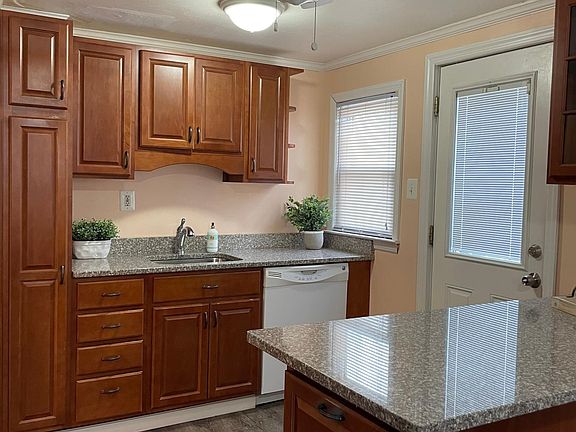Kitchen with Dishwasher