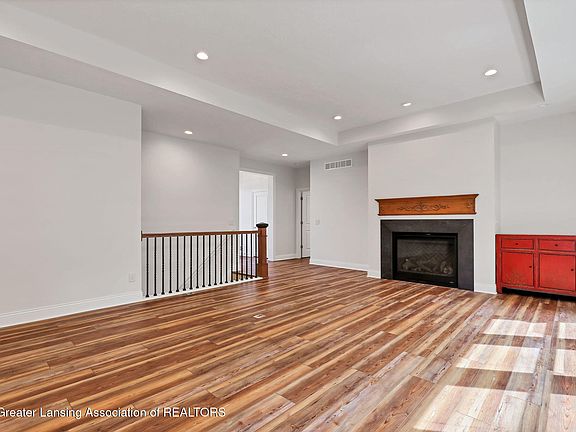 4th image of 822 Laurelwood Dr