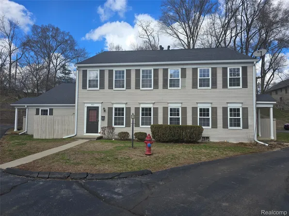 264 1st St, Rochester, MI 48307