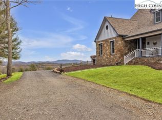 559 Brownstone Ln, Crumpler, NC 28617