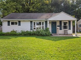 369 White Oak Dr, Elyria, OH 44035