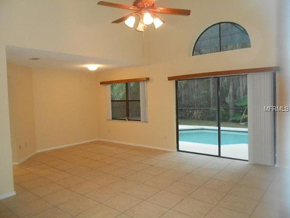 4th image of 347 Blue Bayou Dr