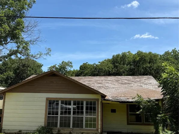 401 E Labadie Ave, De Leon, TX 76444