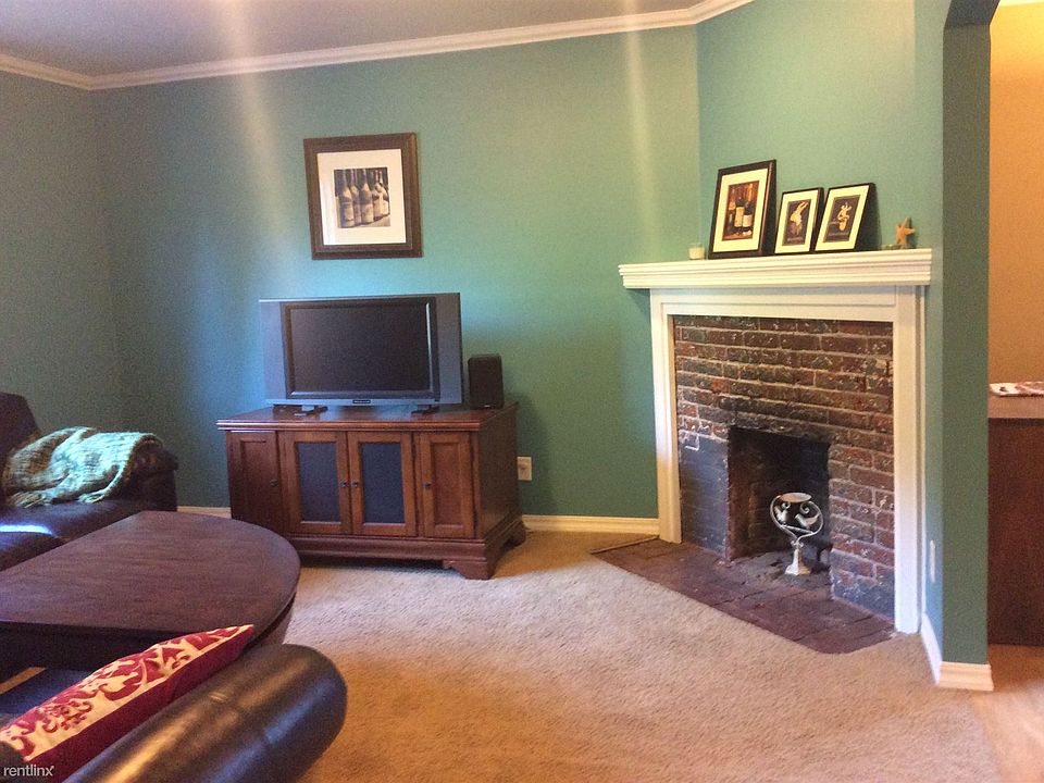 1st image of 1134 Howard St