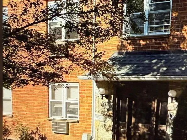 36 Bay Ter APT 1B, Staten Island, NY 10306