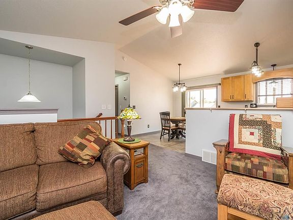 5th image of 3809 S Camden Ave