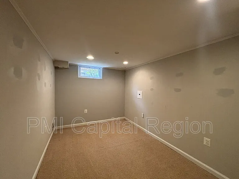 4706 Red Fox Rd — Photo 19