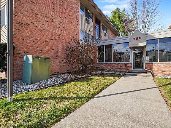 2nd image of 756 W Kilgore Rd APT 302