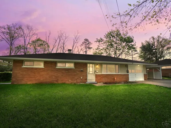 8796 Neptune Dr, Cincinnati, OH 45231