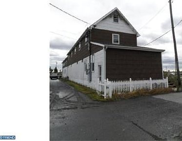 1st image of 190 Hubbard Ave