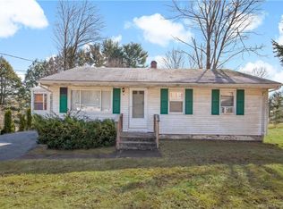 12 Cricket Rd, East Windsor, CT 06088