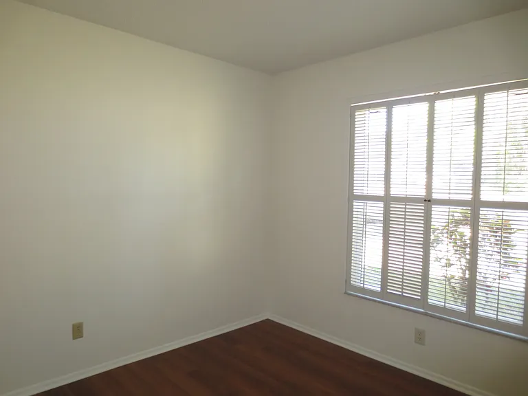 3132 Brunswick Cir — Photo 32