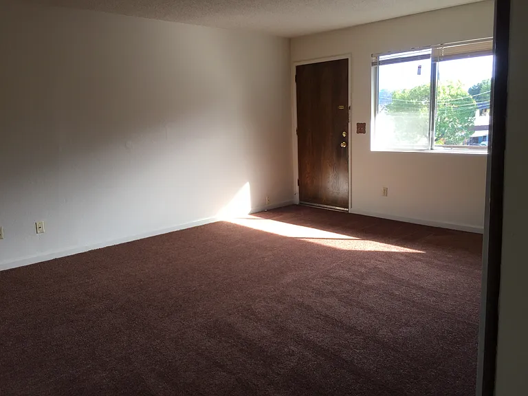1840 Strobridge Ave — Photo 7