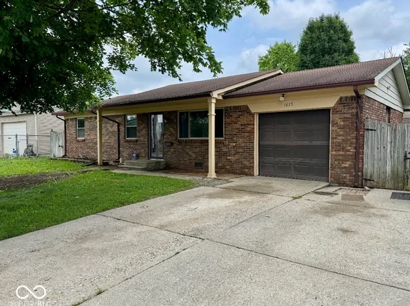 1615 S 9th Ave, Beech Grove, IN 46107