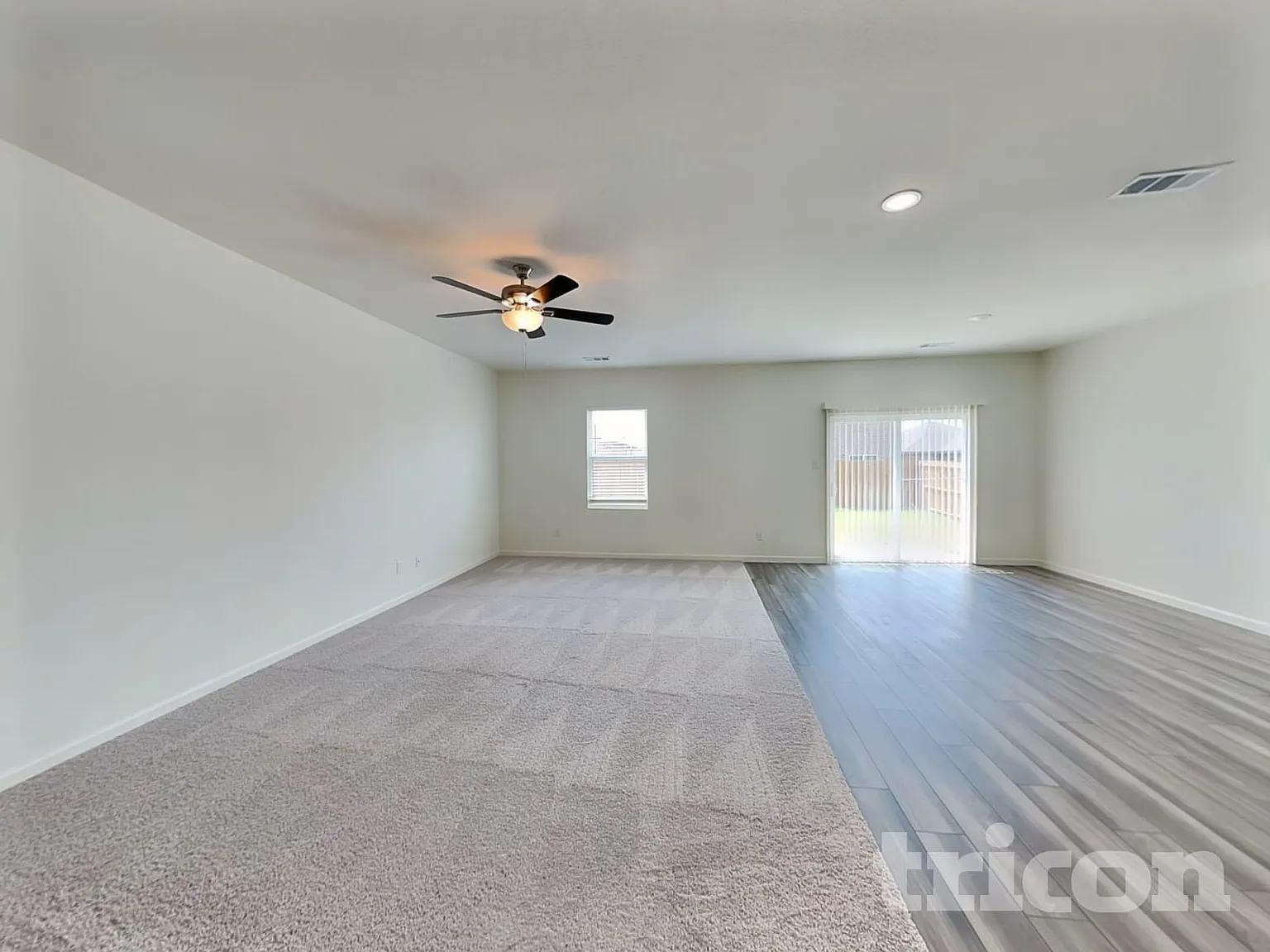 2532 Sanders Creek Drive Glenn Heights TX — Photo 2