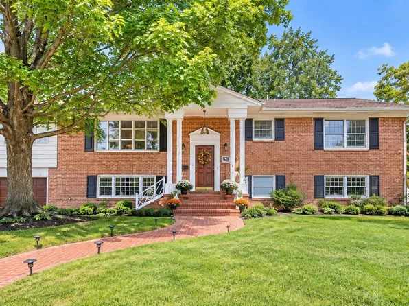 7514 Salem Rd, Falls Church, VA 22043