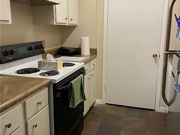 5th image of 402 Fredericksburg St #3
