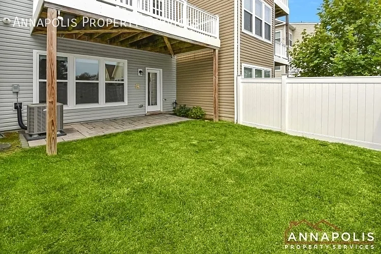 7827 Bakers Creek Ln — Photo 29