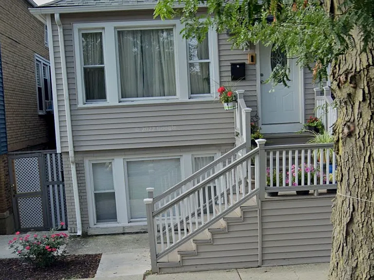 2663 W Nelson St — Photo 1