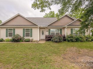 4135 Doe Ridge Ln, Lancaster, SC 29720