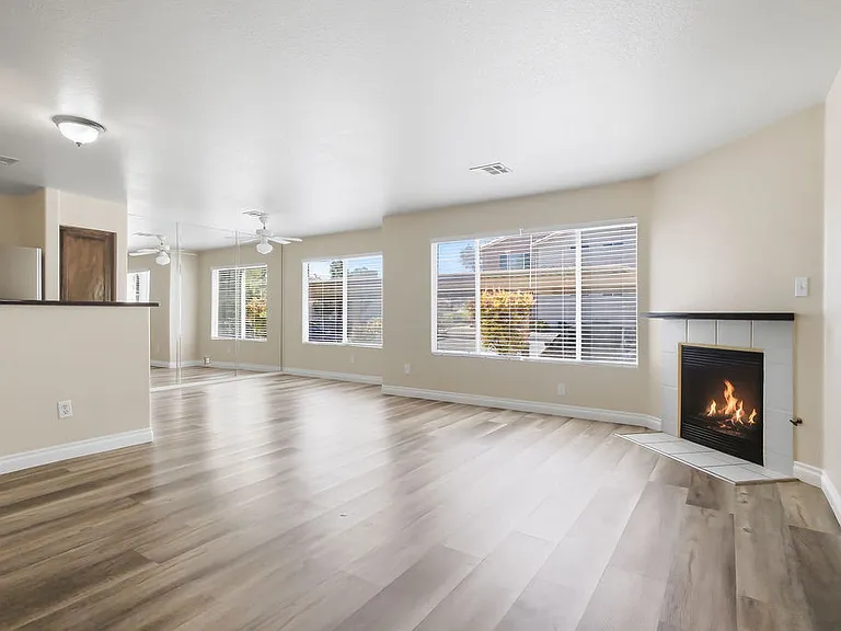 350 S Durango Dr #120-1 — Photo 7
