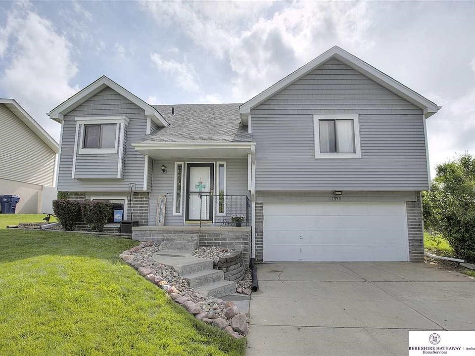 1st image of 7509 S 135th St