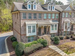 7910 Willoughby Ct, Alpharetta, GA 30005
