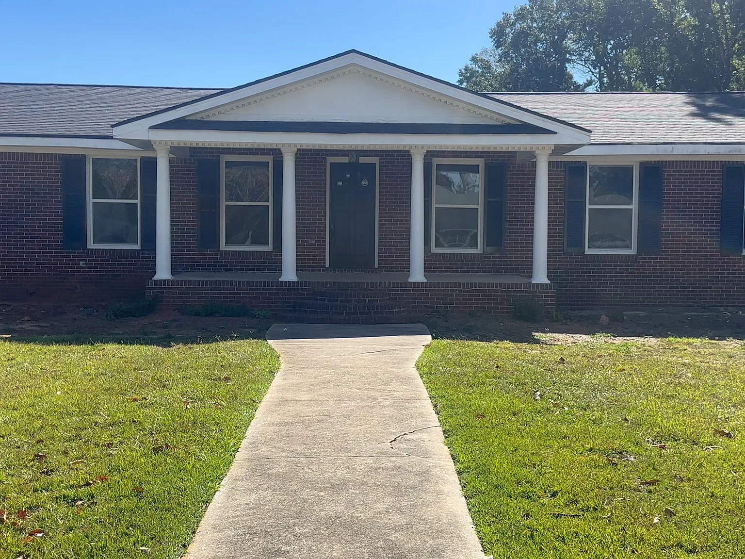 6 bed, 2148 sqft, $3,500 — Photo 2