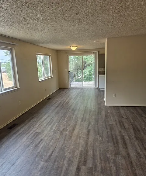 506 Canyon Rd — Photo 5