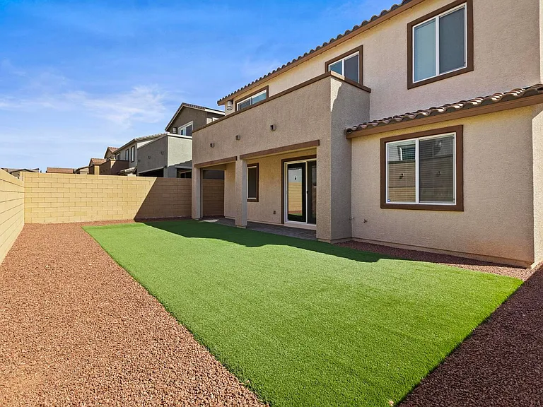 3546 Luciana Glen Ave — Photo 43