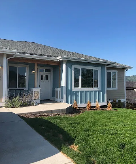 7182 Avery Ln — Photo 2